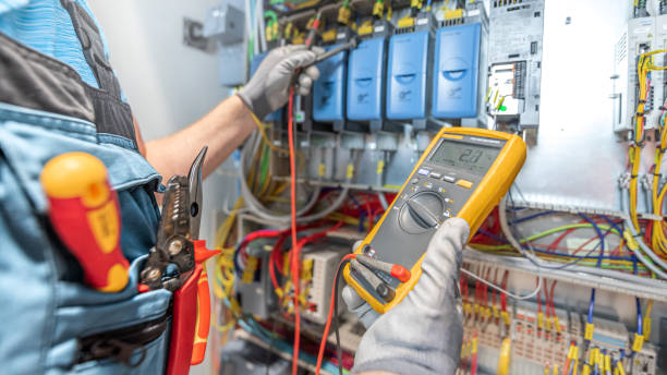 Best Electrical Outlet Repair  in Evansville, WI