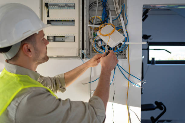 Best Commercial Electrician Services  in Evansville, WI